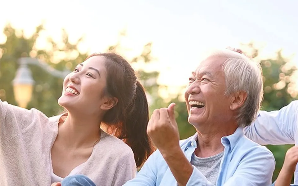 兩人一起微笑