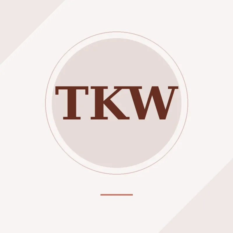 曾家玮博士的姓名缩写肖像